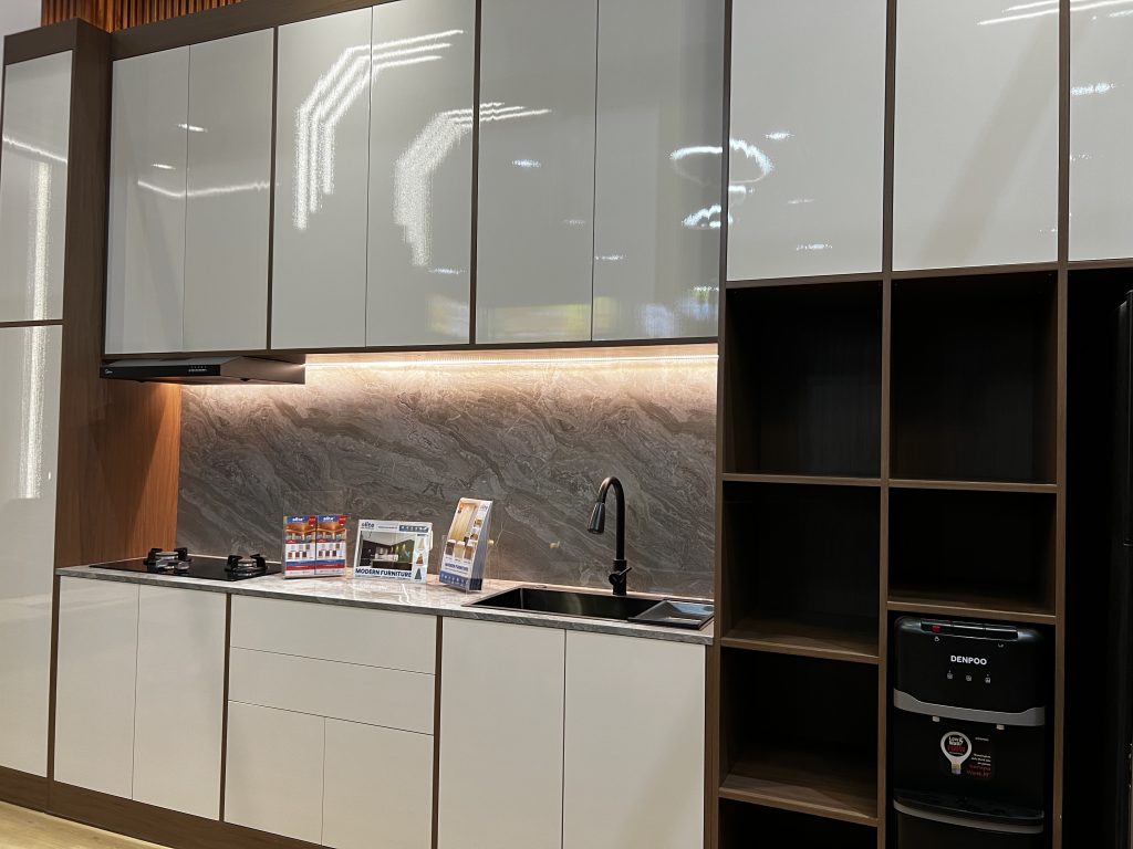 harga kitchen set bahan Papan upvc